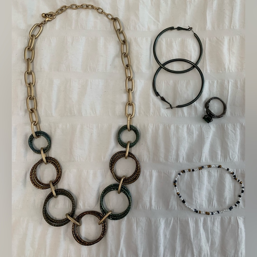 Elegant Mixed Metals Jewelry Set